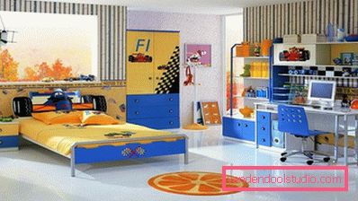 O cameră interesantă pentru copii de design pentru un băiat de vârste diferite